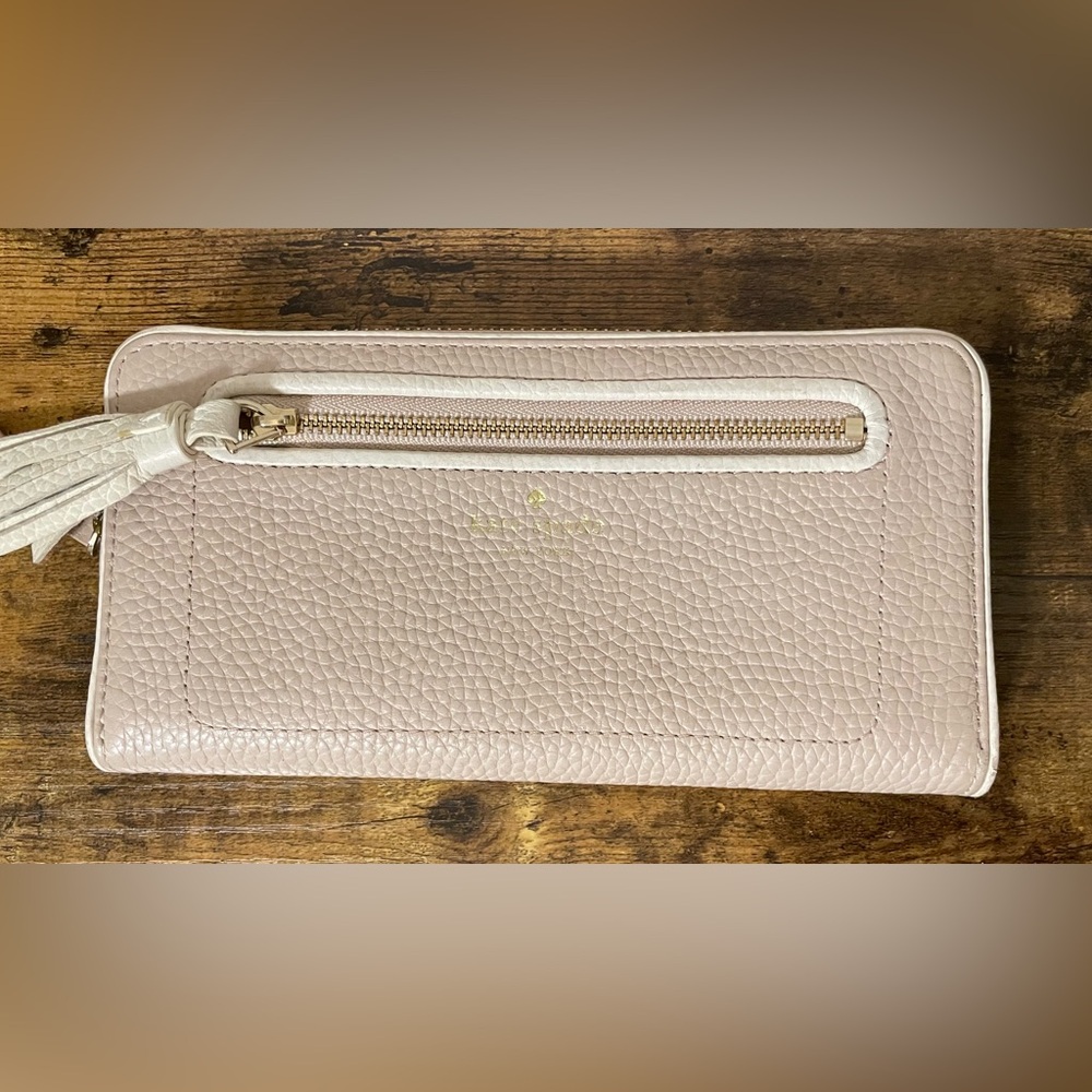 Kate Spade Blush Leather Wristlet